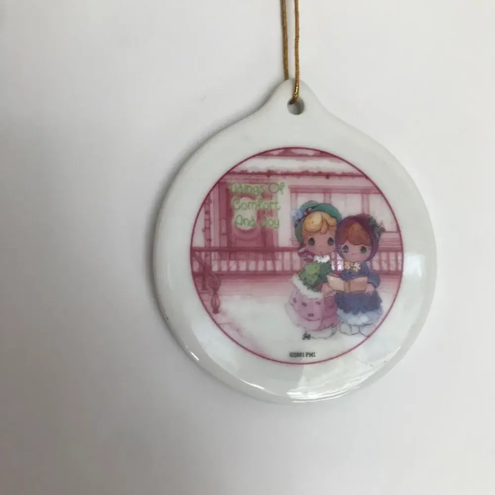 Vintage Precious Moments 2001 Tidings Of Comfort & Joy Christmas Ornament
